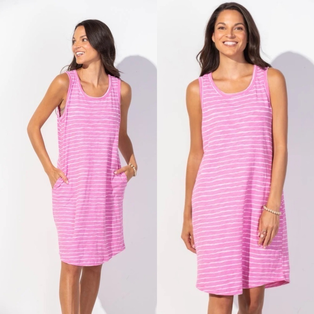 * New Escape by Habitat Sz LG dress, pink with white stripes